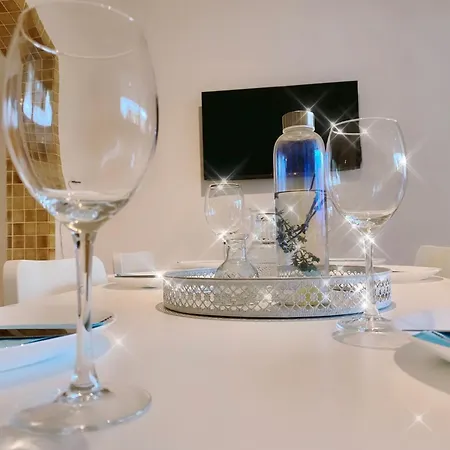 Gemuetliche Mit Balkon & Badewanne