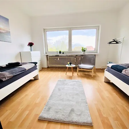 Gemuetliche Mit Balkon & Badewanne